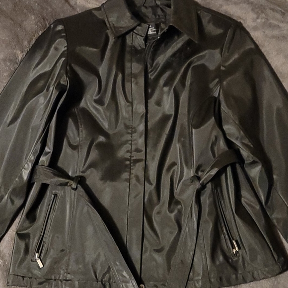 Jacket - Picture 2 of 2